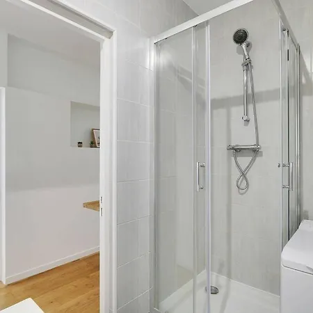 Goodguest- Paris Bail Mobilite